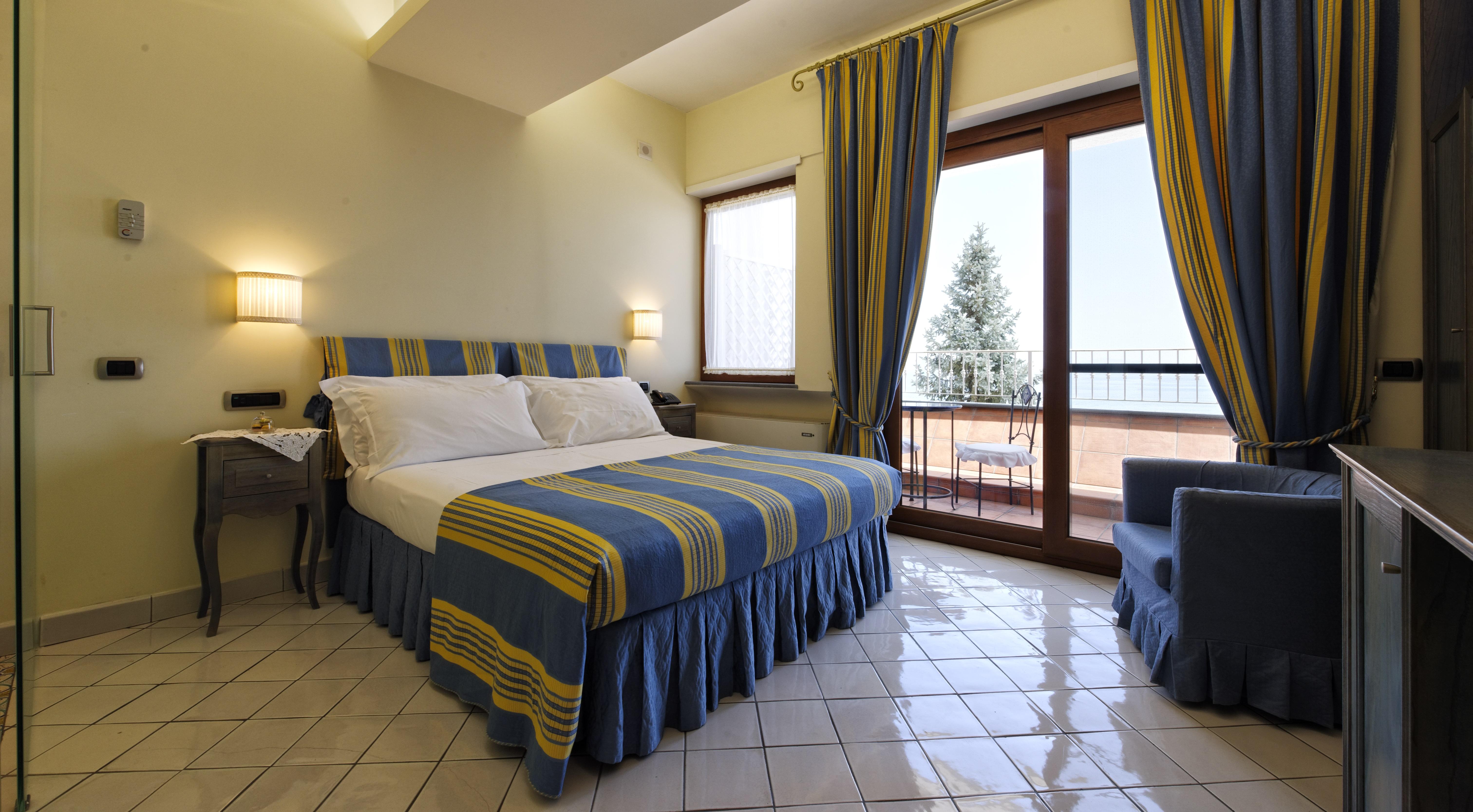 Villa Poseidon -Boutique Hotel- Salerno Exterior foto